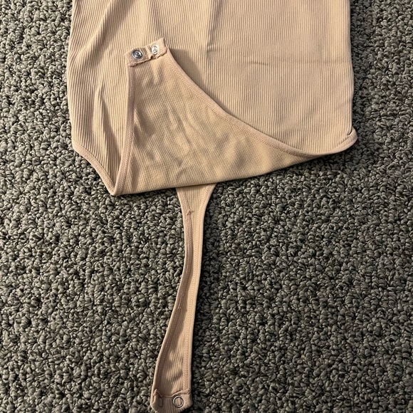 Tan Ribbed Bodysuit - Picture 3 of 6